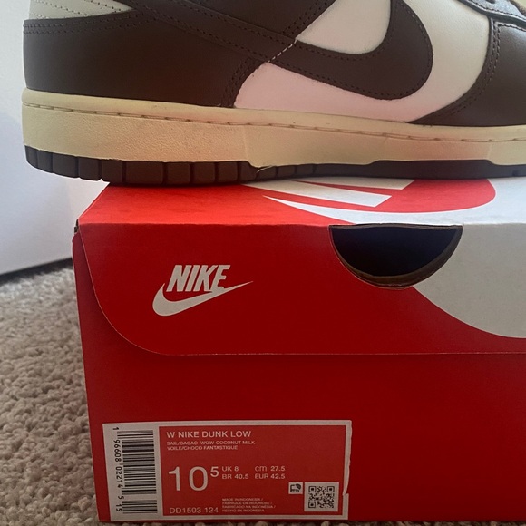 Nike Chocolate Brown Dunks - Picture 6 of 6